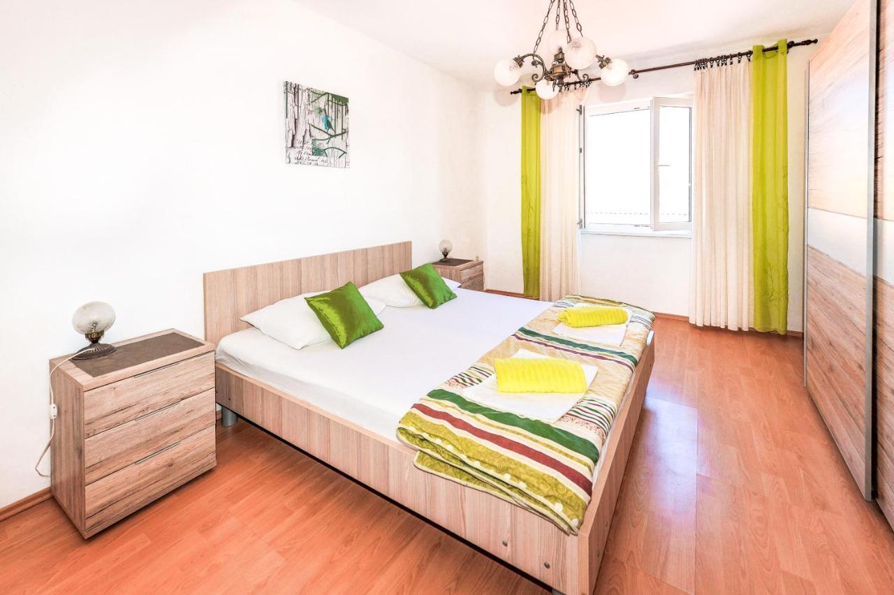 Apartments Jadran Pag Town